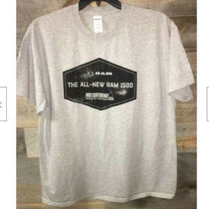 Dodge RAM 1500 T-Shirt Gray Size XL